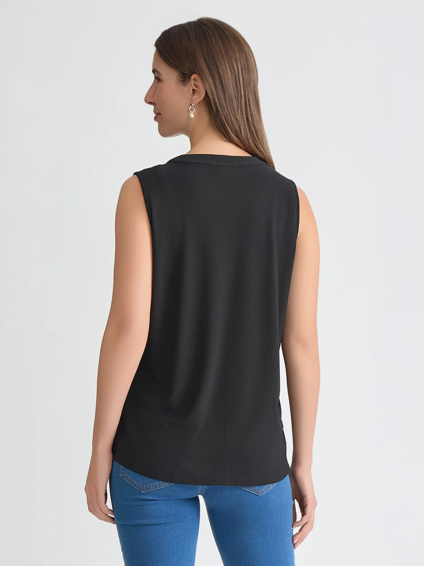 Sleeveless V-Neck Pleat Front Blouse - Image 4