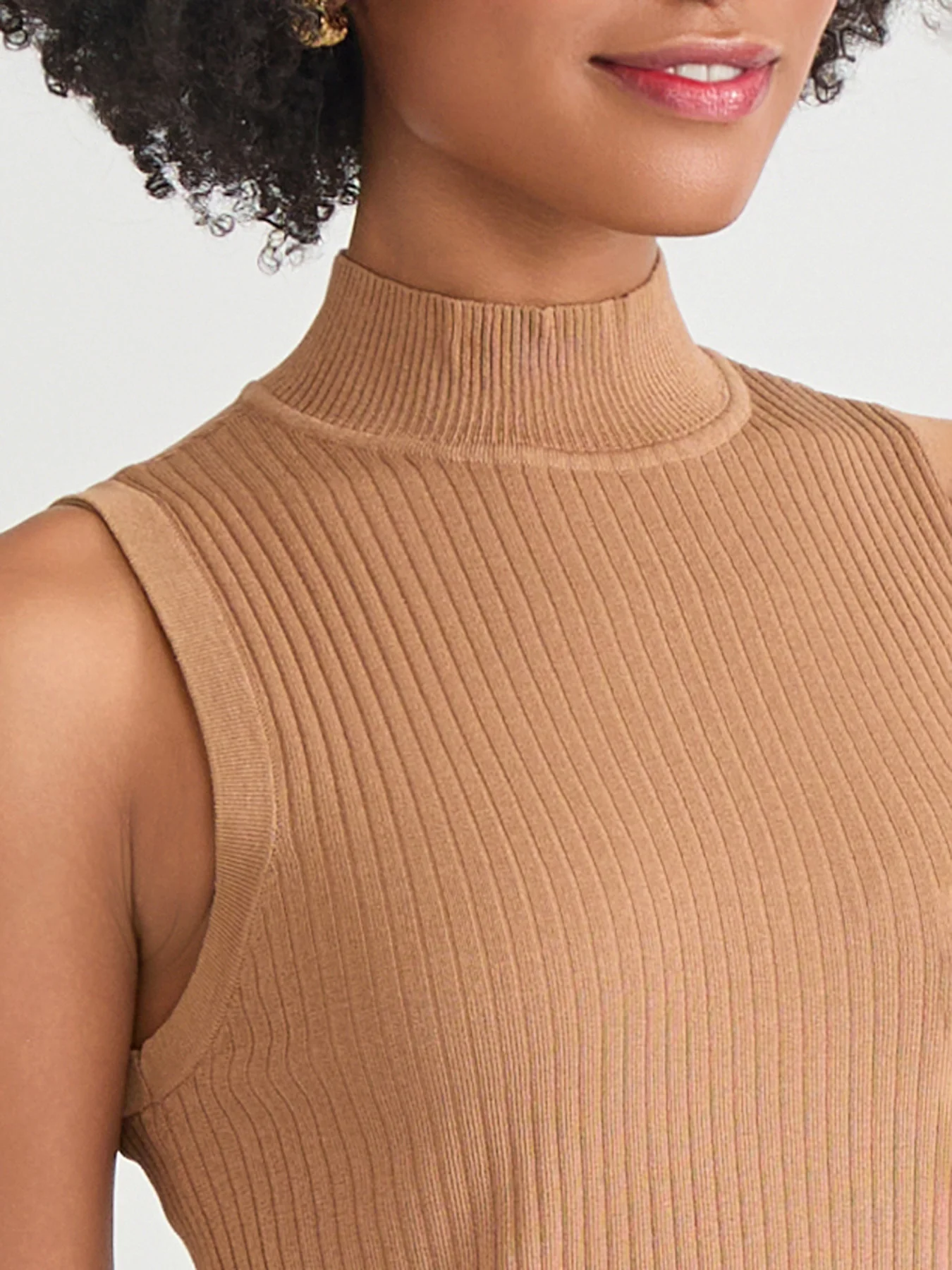 Sutton Mock Neck Tank Top - Image 3